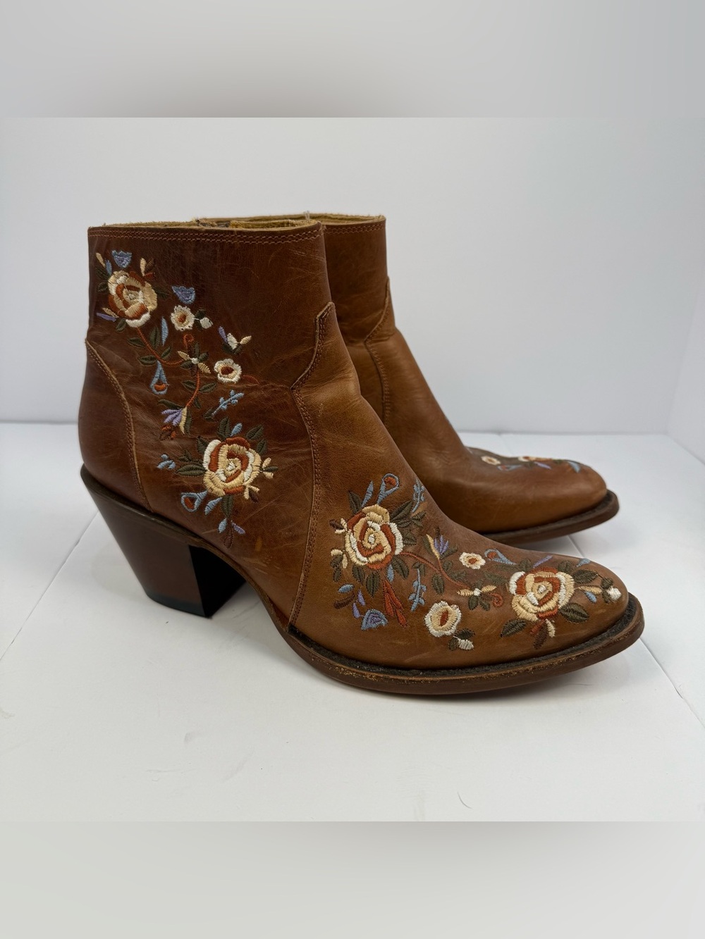 Shyanne Millie Floral Embroidered Leather Ankle Western Boots Cowgirl Boots